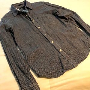Banana Republic men’s dress shirt